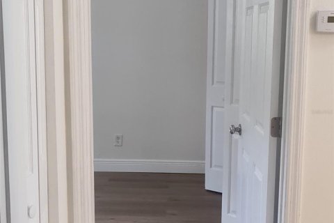 House in Tampa, Florida 3 bedrooms, 131.27 sq.m. № 2220499 - photo 14