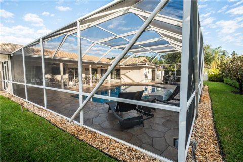 House in Plantation, Florida 4 bedrooms, 235.23 sq.m. № 1963509 - photo 26