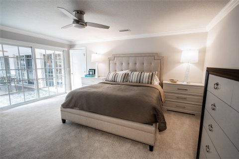 House in Plantation, Florida 4 bedrooms, 235.23 sq.m. № 1963509 - photo 9