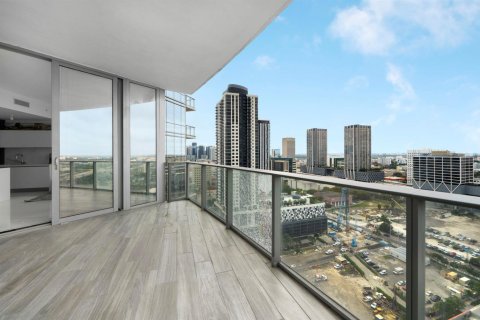 Condo in Miami, Florida, 1 bedroom  № 2082596 - photo 20