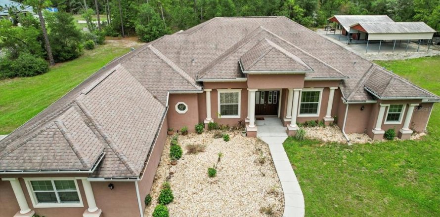 House in Citrus Springs, Florida 3 bedrooms, 318 sq.m. № 1789996