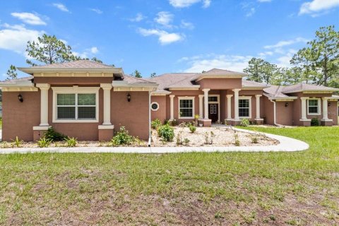 House in Citrus Springs, Florida 3 bedrooms, 318 sq.m. № 1789996 - photo 3