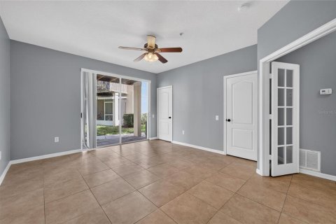 Townhouse in Tampa, Florida 3 bedrooms, 171.31 sq.m. № 2234799 - photo 12