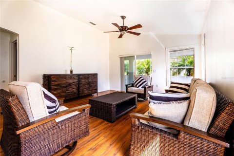 House in Kissimmee, Florida 2 bedrooms, 125.98 sq.m. № 1620153 - photo 8