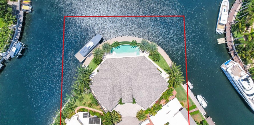House in Lighthouse Point, Florida 6 bedrooms, 586.96 sq.m. № 712471