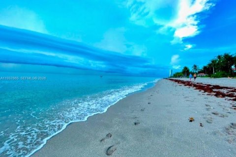 Condo à Hallandale Beach, Floride, 2 chambres  № 1997897