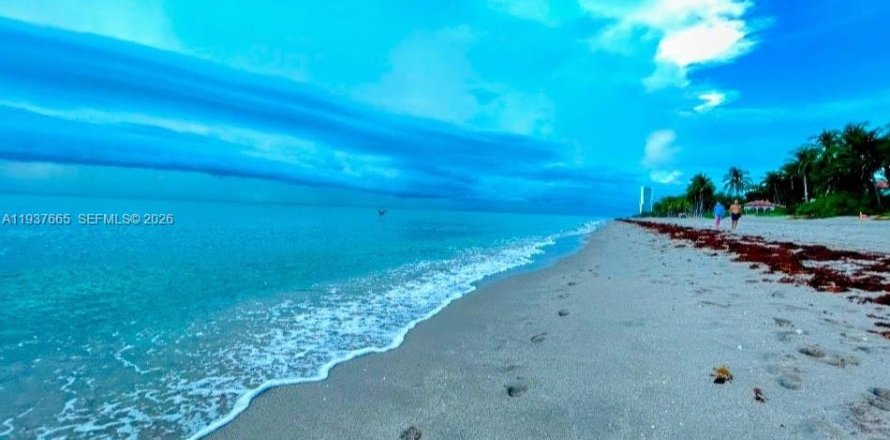 Condo à Hallandale Beach, Floride, 2 chambres  № 1997897