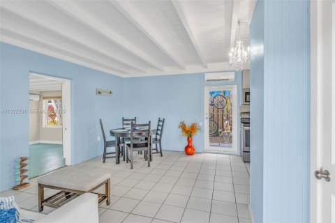 Casa en venta en Key Largo, Florida, 1 dormitorio, 52.12 m2 № 1976450 - foto 8
