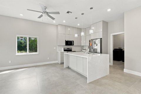 House in Okeechobee, Florida 4 bedrooms № 2377249 - photo 14