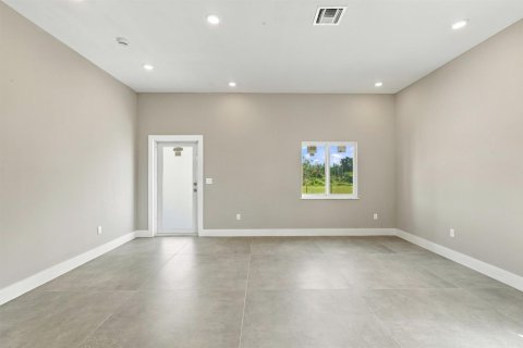 House in Okeechobee, Florida 4 bedrooms № 2377249 - photo 9