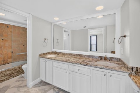 Condominio en venta en South Palm Beach, Florida, 1 dormitorio, 106 m2 № 2392447 - foto 11