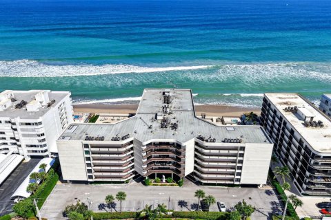 Condominio en venta en South Palm Beach, Florida, 1 dormitorio, 106 m2 № 2392447 - foto 29