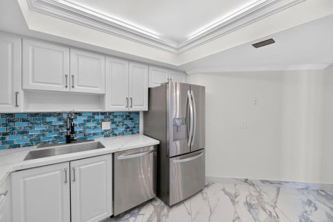 Condominio en venta en South Palm Beach, Florida, 1 dormitorio, 106 m2 № 2392447 - foto 4