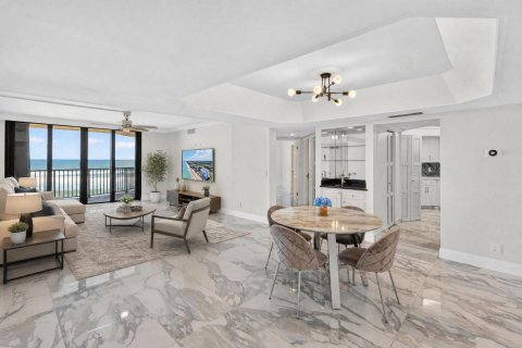 Condominio en venta en South Palm Beach, Florida, 1 dormitorio, 106 m2 № 2392447 - foto 2