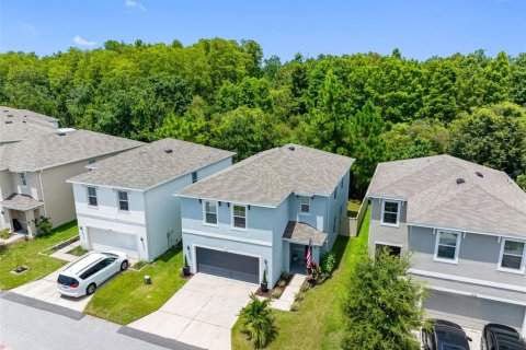 House in New Port Richey, Florida 4 bedrooms, 209.96 sq.m. № 1869055 - photo 3