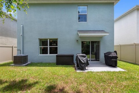 House in New Port Richey, Florida 4 bedrooms, 209.96 sq.m. № 1869055 - photo 16