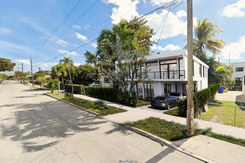 Terrain à vendre à Miami, Floride № 1990647 - photo 5