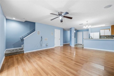 Touwnhouse à vendre à Tampa, Floride: 3 chambres, 141.58 m2 № 2220731 - photo 8