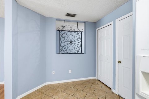 Touwnhouse à vendre à Tampa, Floride: 3 chambres, 141.58 m2 № 2220731 - photo 14