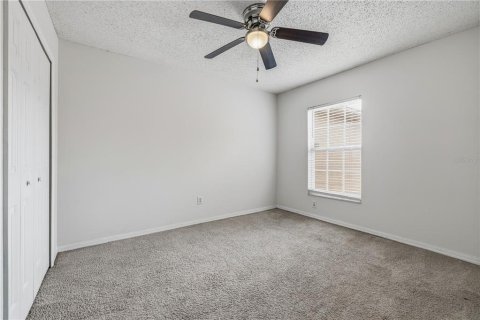 Touwnhouse à vendre à Tampa, Floride: 3 chambres, 141.58 m2 № 2220731 - photo 21