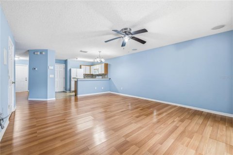 Touwnhouse à vendre à Tampa, Floride: 3 chambres, 141.58 m2 № 2220731 - photo 7