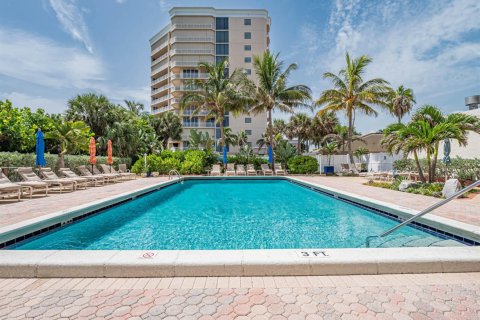 Condo in Hutchinson Island South, Florida, 3 bedrooms  № 2082554 - photo 15