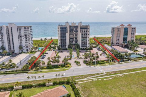 Condo in Hutchinson Island South, Florida, 3 bedrooms  № 2082554 - photo 20
