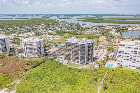Condo in Hutchinson Island South, Florida, 3 bedrooms  № 2082554 - photo 18