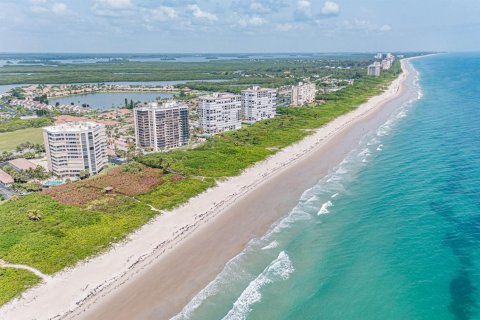 Condo in Hutchinson Island South, Florida, 3 bedrooms  № 2082554 - photo 22
