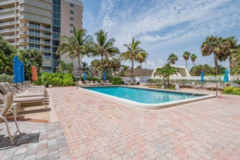 Condo in Hutchinson Island South, Florida, 3 bedrooms  № 2082554 - photo 14
