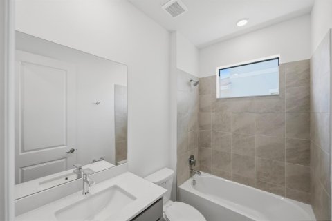 Casa en venta en Port St. Lucie, Florida, 4 dormitorios, 209.59 m2 № 2168257 - foto 10