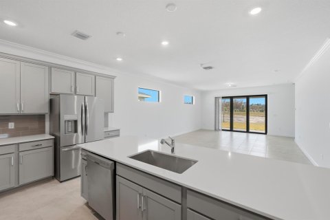 Casa en venta en Port St. Lucie, Florida, 4 dormitorios, 209.59 m2 № 2168257 - foto 4