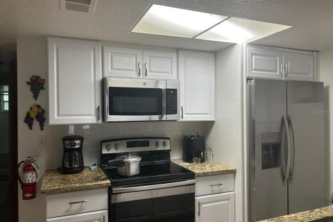 Купить кондоминиум в Киссимми, Флорида 5 комнат, 119.57м2, № 2148702 - фото 2