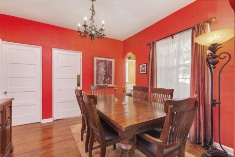 Villa ou maison à vendre à West Palm Beach, Floride: 2 chambres, 140.47 m2 № 2077906 - photo 9