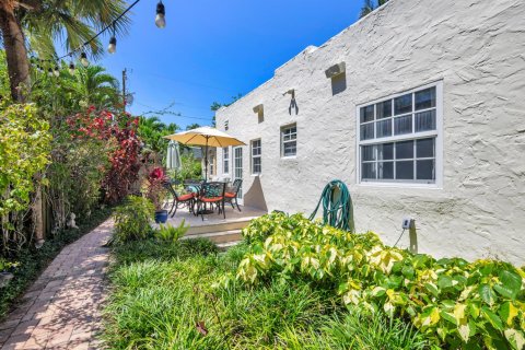 Villa ou maison à vendre à West Palm Beach, Floride: 2 chambres, 140.47 m2 № 2077906 - photo 25