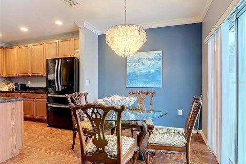 House in DeLand, Florida 4 bedrooms, 164.62 sq.m. № 2406833 - photo 9