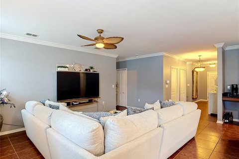 House in DeLand, Florida 4 bedrooms, 164.62 sq.m. № 2406833 - photo 5