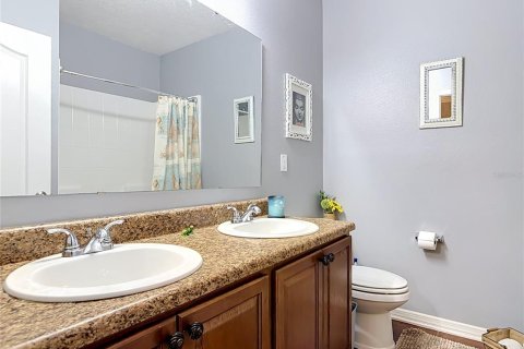 House in DeLand, Florida 4 bedrooms, 164.62 sq.m. № 2406833 - photo 30