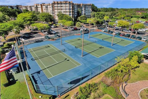 Condominio en venta en Pembroke Pines, Florida, 2 dormitorios, 104.05 m2 № 1877773 - foto 5