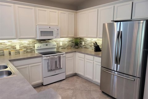 Casa en alquiler en Davenport, Florida, 4 dormitorios, 243.5 m2 № 1685031 - foto 6