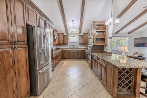 House in Port Richey, Florida 4 bedrooms, 364.18 sq.m. № 1583488 - photo 11
