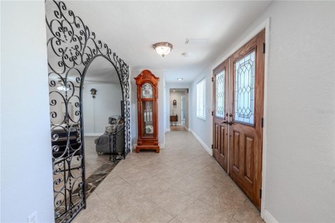 House in Port Richey, Florida 4 bedrooms, 364.18 sq.m. № 1583488 - photo 30