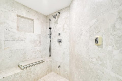 Condominio en venta en Aventura, Florida, 3 dormitorios, 239.69 m2 № 1772292 - foto 25