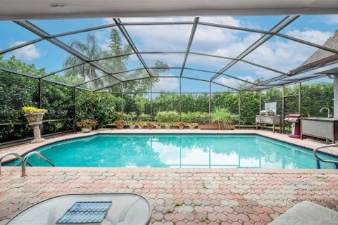 House in Weston, Florida 3 bedrooms, 216.28 sq.m. № 1892129 - photo 26
