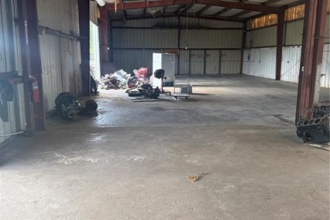 Commercial property in Lakeland, Florida 520.25 sq.m. № 1760107 - photo 2