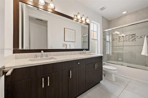 Casa en venta en Palm Beach Gardens, Florida, 4 dormitorios, 236.44 m2 № 2004498 - foto 19