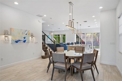 Casa en venta en Palm Beach Gardens, Florida, 4 dormitorios, 236.44 m2 № 2004498 - foto 8