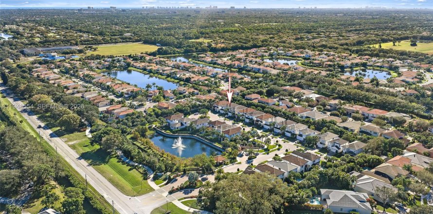 Casa en Palm Beach Gardens, Florida 4 dormitorios, 236.44 m2 № 2004498
