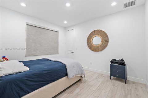 Casa en venta en Palm Beach Gardens, Florida, 4 dormitorios, 236.44 m2 № 2004498 - foto 16