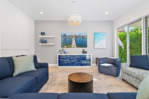 Casa en venta en Palm Beach Gardens, Florida, 4 dormitorios, 236.44 m2 № 2004498 - foto 7